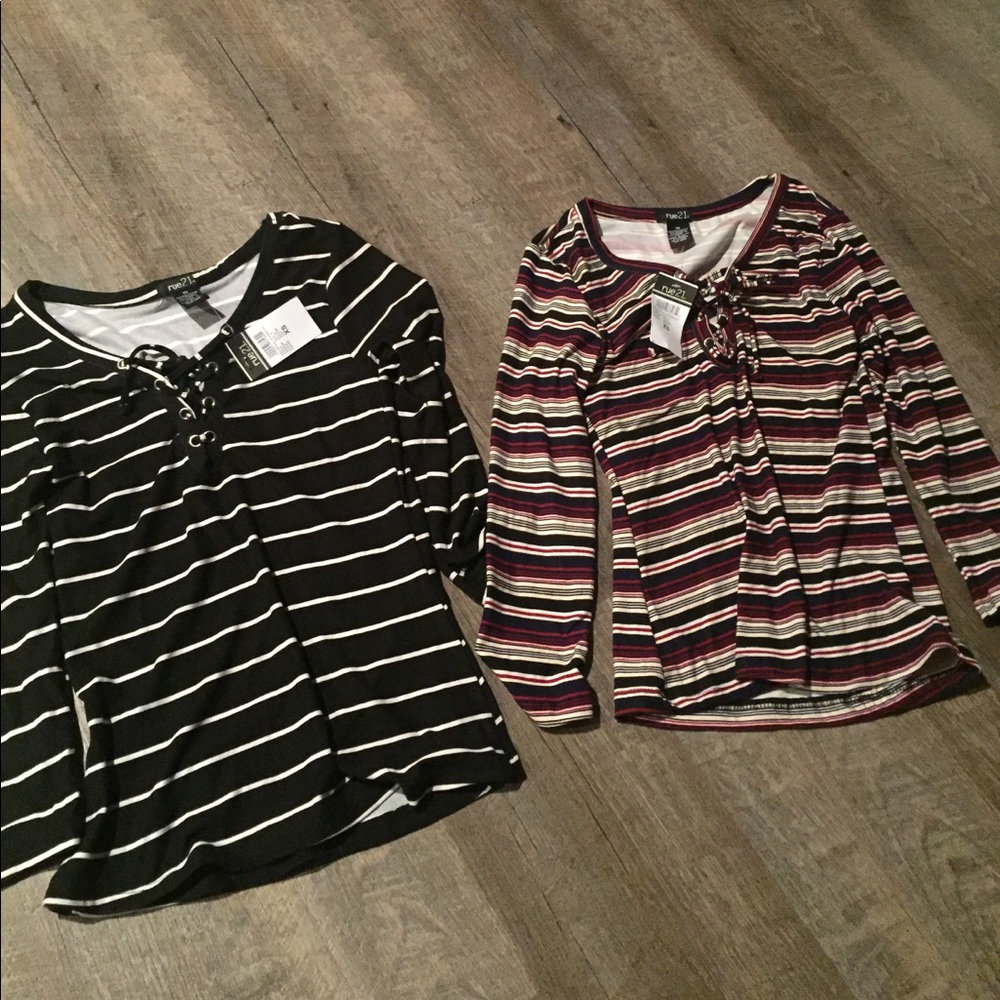 2 Rue21 shirts size Xs NWT